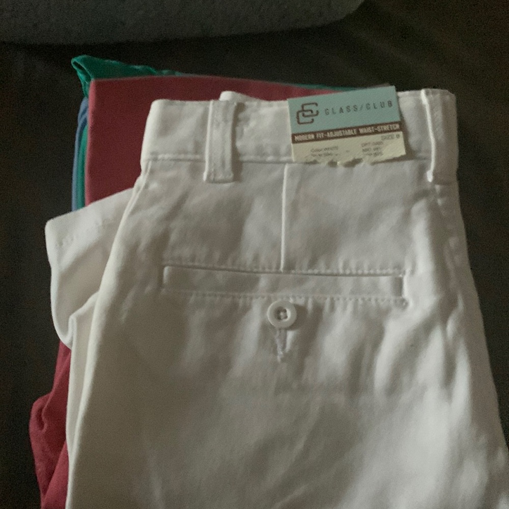 Boys size 8 classic club shorts